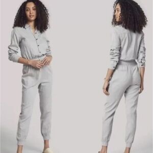 FAHERTY Arlie Day Jumpsuit Tencel Linen Blend Color Stone SMALL